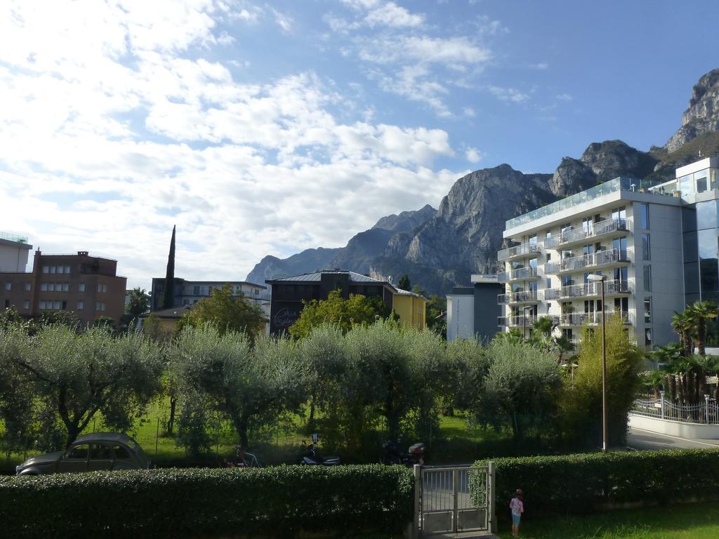 Appartamento Lombardi Riva del Garda Exterior photo